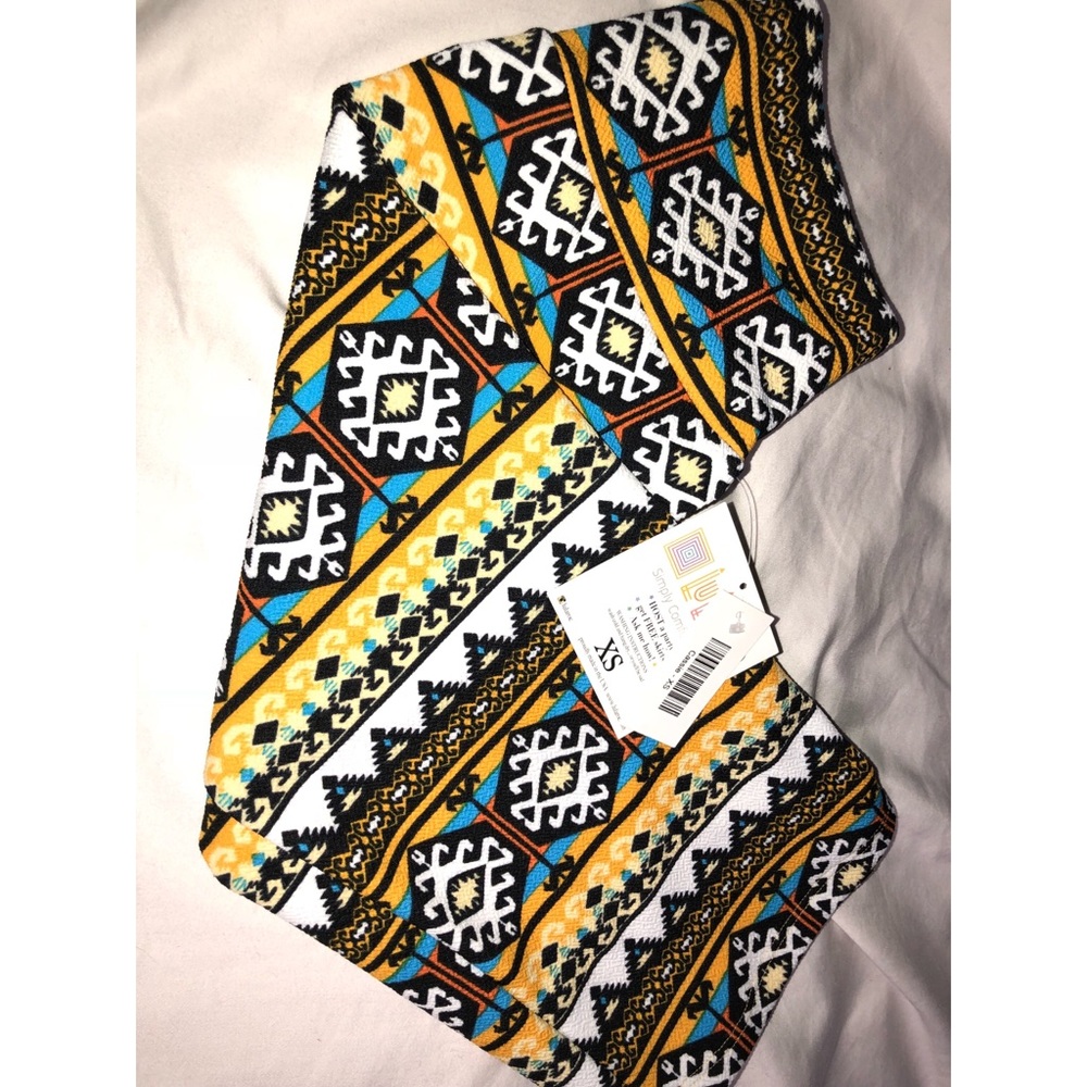 NWT Xs LuLaRoe Cassie Skirt!